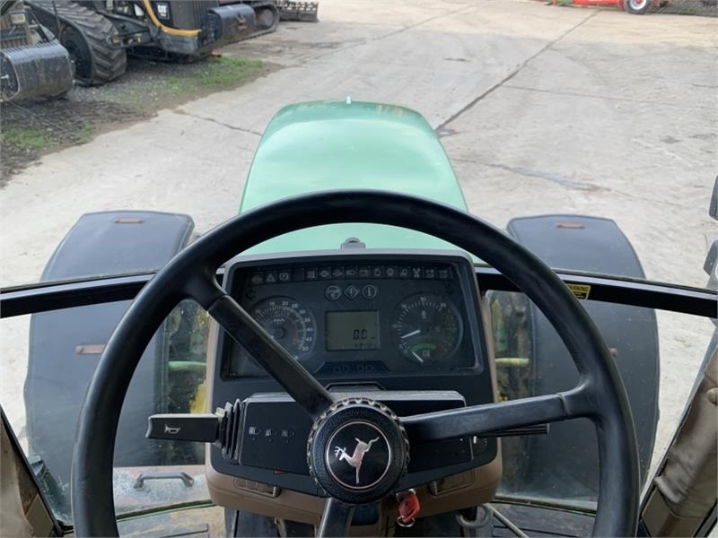 Leasing of John Deere 6800 Tractor John Deere 6800 Tractor: picture 19 Leasing of John Deere 6800 Tractor John Deere 6800 Tractor: picture 19