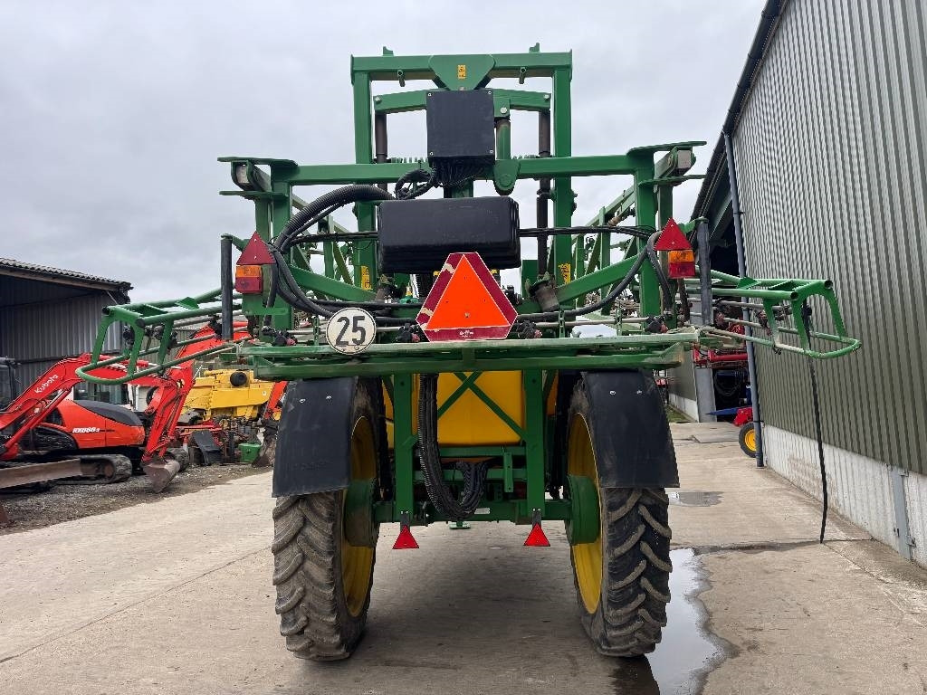 John Deere 732 Trailed Sprayer - Trailed sprayer: picture 3 John Deere 732 Trailed Sprayer - Trailed sprayer: picture 3