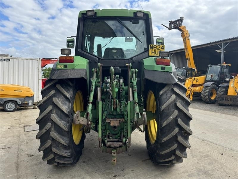 John Deere John Deere 6800 Tractor - Farm tractor: picture 5 John Deere John Deere 6800 Tractor - Farm tractor: picture 5