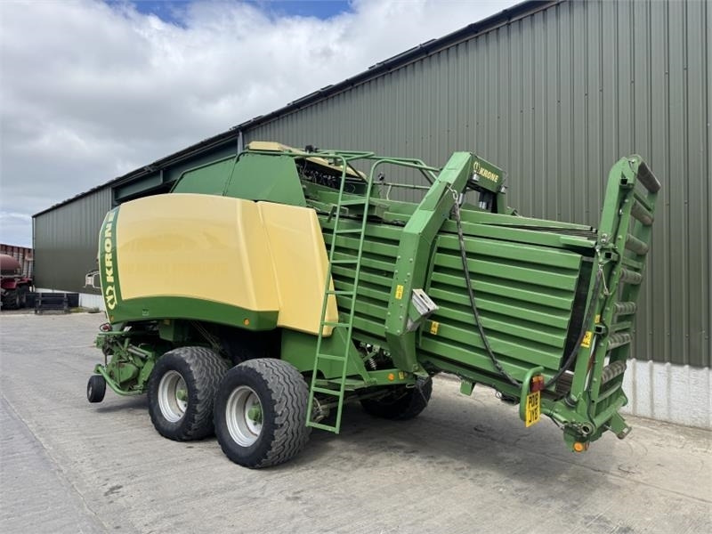 Krone Big Pack 12130 Square Baler - Square baler: picture 2 Krone Big Pack 12130 Square Baler - Square baler: picture 2