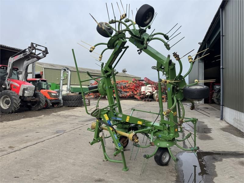 Krone KW 7.82/6x7 6 Rotor Tedder - Tedder/ Rake: picture 2 Krone KW 7.82/6x7 6 Rotor Tedder - Tedder/ Rake: picture 2