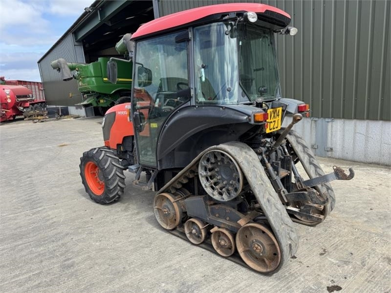 Kubota M8540 Narrow Half Track *85 HP* - Farm tractor: picture 2 Kubota M8540 Narrow Half Track *85 HP* - Farm tractor: picture 2