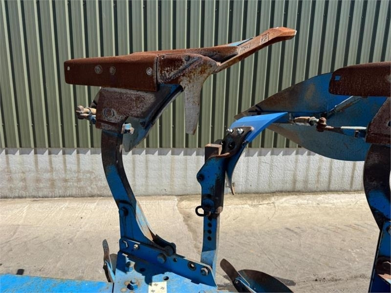 Lemken Lemken Euro Diamant 8 6+1 7 Furrow Plough - Plow: picture 5 Lemken Lemken Euro Diamant 8 6+1 7 Furrow Plough - Plow: picture 5