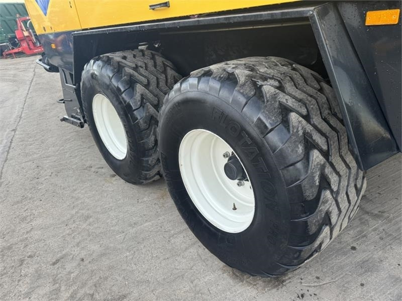 Square baler New Holland BB9060 Baler: picture 6