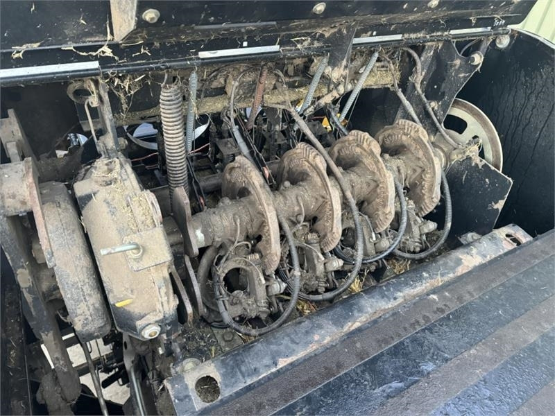 Square baler New Holland BB9060 Baler: picture 10