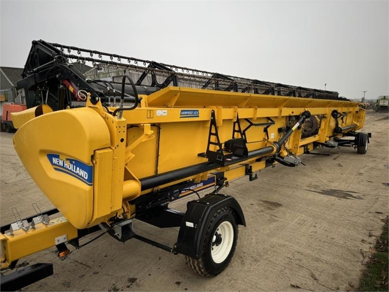 New Holland New Holland 41ft Varifeed Header - Harvester attachment: picture 4 New Holland New Holland 41ft Varifeed Header - Harvester attachment: picture 4