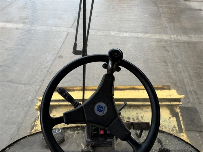 Harvester attachment New Holland New Holland TX66 c/w 20ft Header: picture 22