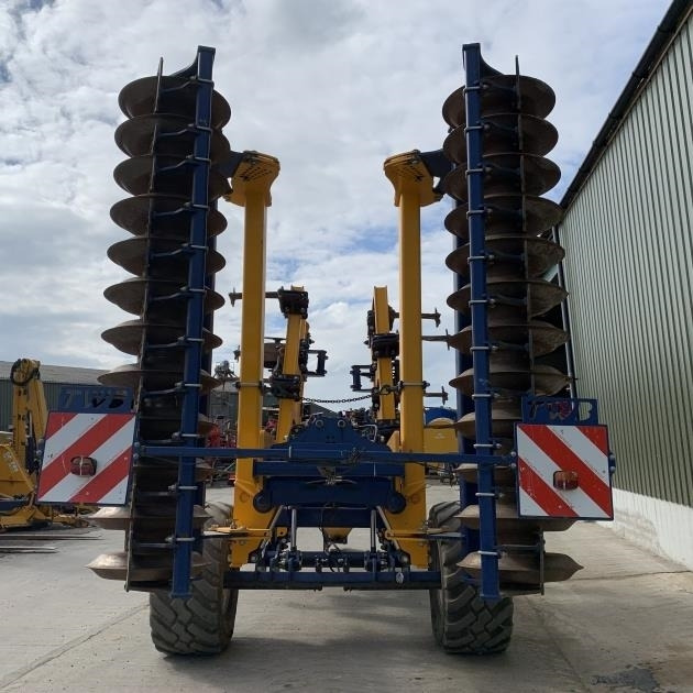 TWB TWB 12 Leg Trailed Subsoiler - Cultivator: picture 4 TWB TWB 12 Leg Trailed Subsoiler - Cultivator: picture 4