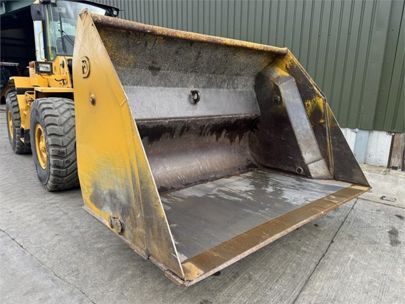 VJD VJD L90 Toe Tip Bucket - Articulated dumper: picture 2 VJD VJD L90 Toe Tip Bucket - Articulated dumper: picture 2