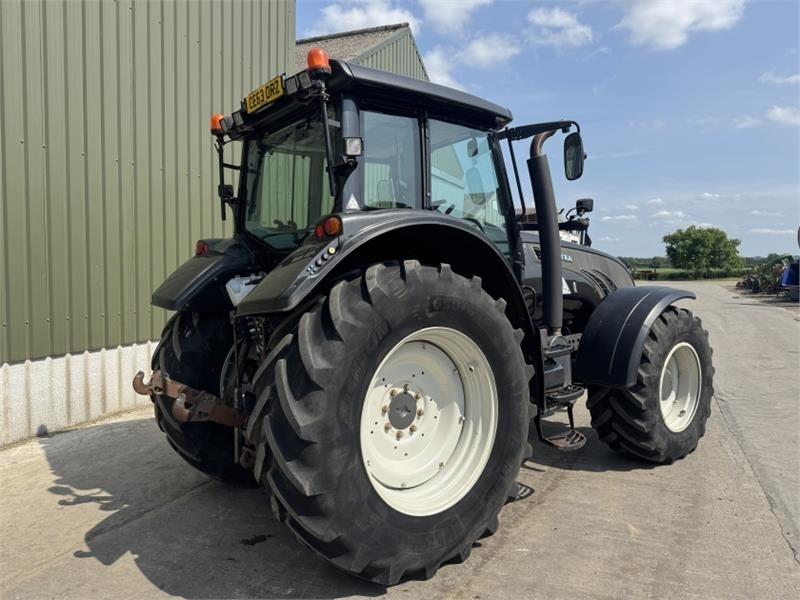 Valtra Valtra T163 Direct 50K *New Transmission* - Farm tractor: picture 2 Valtra Valtra T163 Direct 50K *New Transmission* - Farm tractor: picture 2