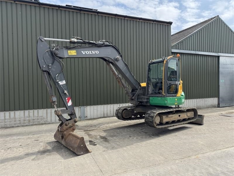 Volvo Volvo ECR88D Tracked Digger - Articulated dumper: picture 3 Volvo Volvo ECR88D Tracked Digger - Articulated dumper: picture 3