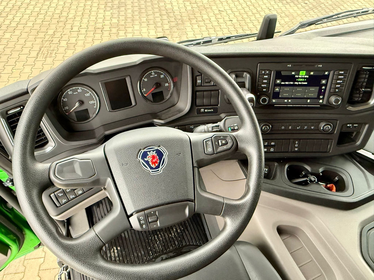 Leasing of SCANIA P320 / PLATFORMA / NOWY / 5 TYŚ KM / SYPIALKA / 2023 ROK / CAŁA NA PODUSZKACH / 7.7 M DŁUGOŚCI / LAWETA / DO PRZEWOZU MASZYN ROLNICZYCH ITP SCANIA P320 / PLATFORMA / NOWY / 5 TYŚ KM / SYPIALKA / 2023 ROK / CAŁA NA PODUSZKACH / 7.7 M DŁUGOŚCI / LAWETA / DO PRZEWOZU MASZYN ROLNICZYCH ITP: picture 22 Leasing of SCANIA P320 / PLATFORMA / NOWY / 5 TYŚ KM / SYPIALKA / 2023 ROK / CAŁA NA PODUSZKACH / 7.7 M DŁUGOŚCI / LAWETA / DO PRZEWOZU MASZYN ROLNICZYCH ITP SCANIA P320 / PLATFORMA / NOWY / 5 TYŚ KM / SYPIALKA / 2023 ROK / CAŁA NA PODUSZKACH / 7.7 M DŁUGOŚCI / LAWETA / DO PRZEWOZU MASZYN ROLNICZYCH ITP: picture 22