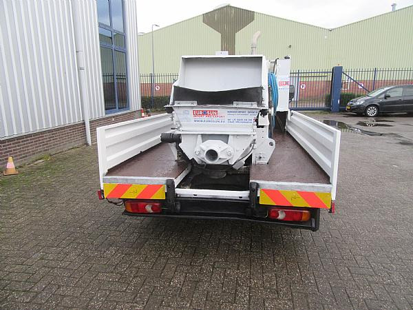 2007 Truck Concrete pump PUTZMEISTER P715 SD - Concrete pump truck: picture 3 2007 Truck Concrete pump PUTZMEISTER P715 SD - Concrete pump truck: picture 3