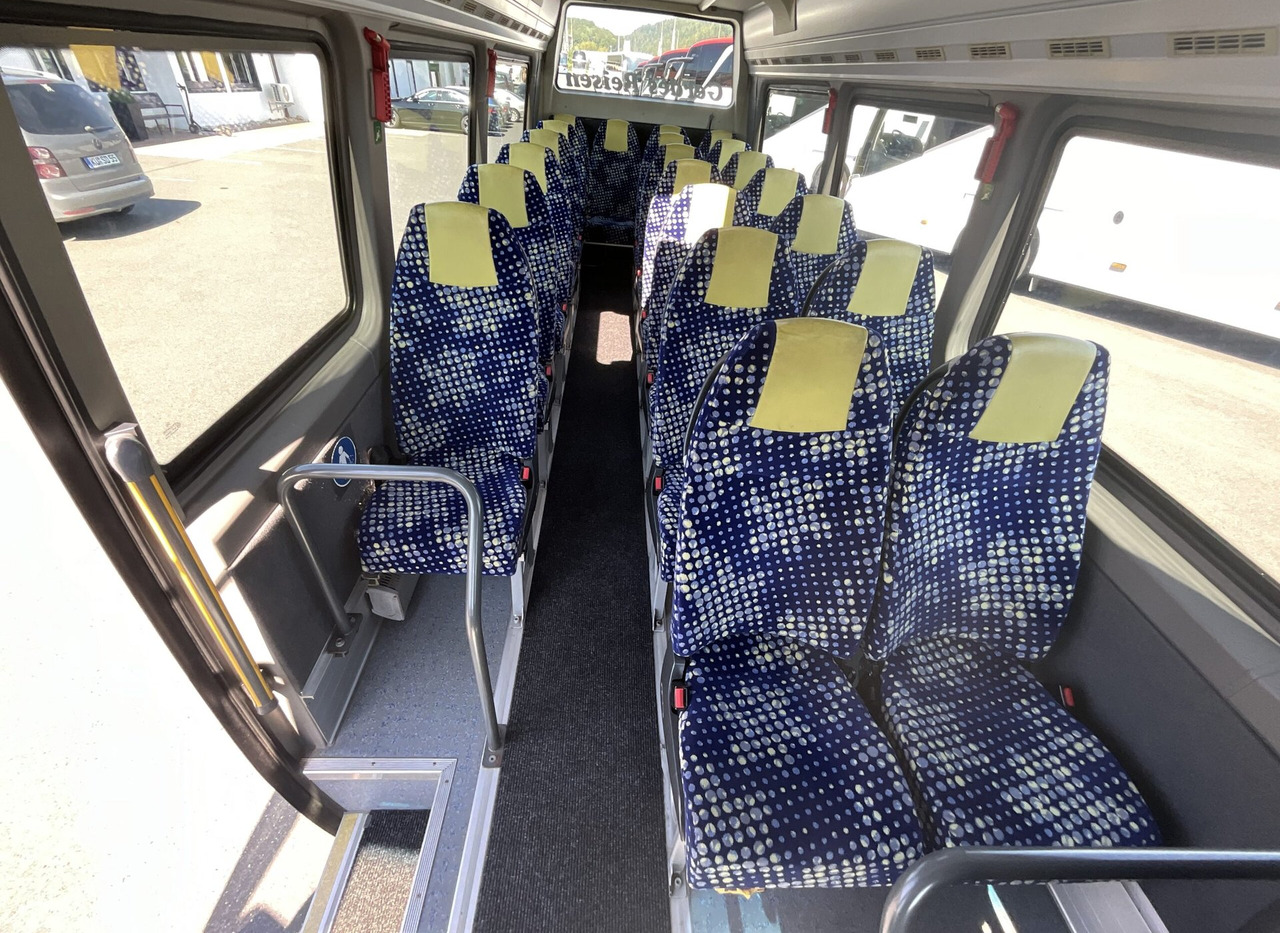 Minibus, Passenger van Mercedes-Benz 519 CDI Sprinter: picture 9