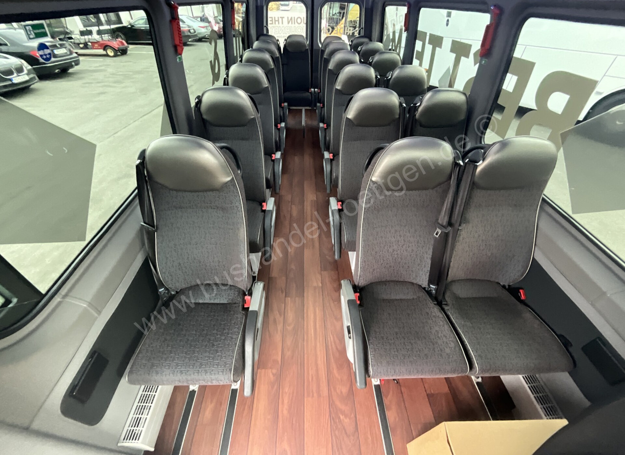 Minibus, Passenger van Volkswagen Crafter 2,0 D: picture 10