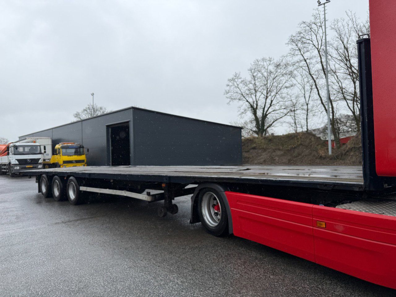 Pacton L3-002 mega with BPW, Lift axle - Dropside/ Flatbed semi-trailer: picture 2 Pacton L3-002 mega with BPW, Lift axle - Dropside/ Flatbed semi-trailer: picture 2