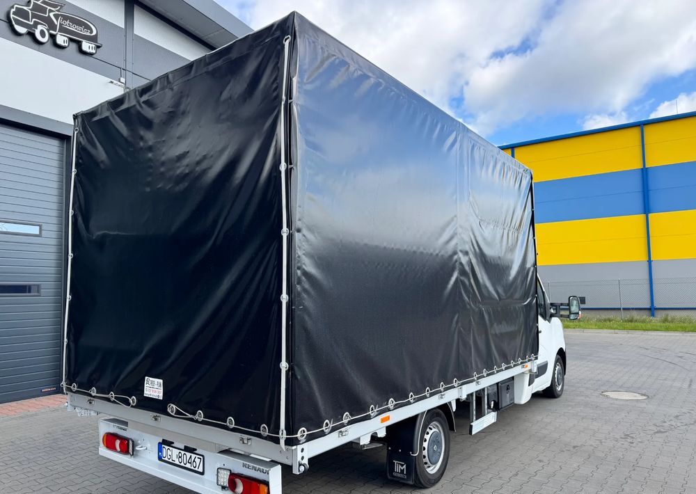 Renault Master - Curtain side van: picture 5 Renault Master - Curtain side van: picture 5