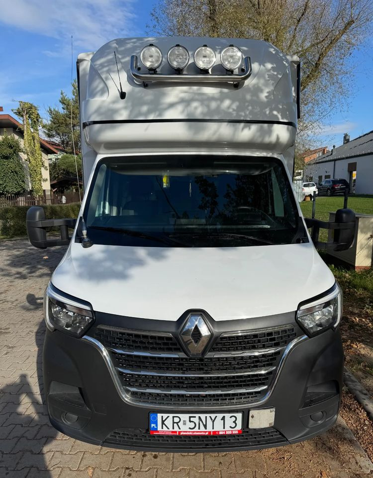 Renault Master - Curtain side van: picture 3 Renault Master - Curtain side van: picture 3