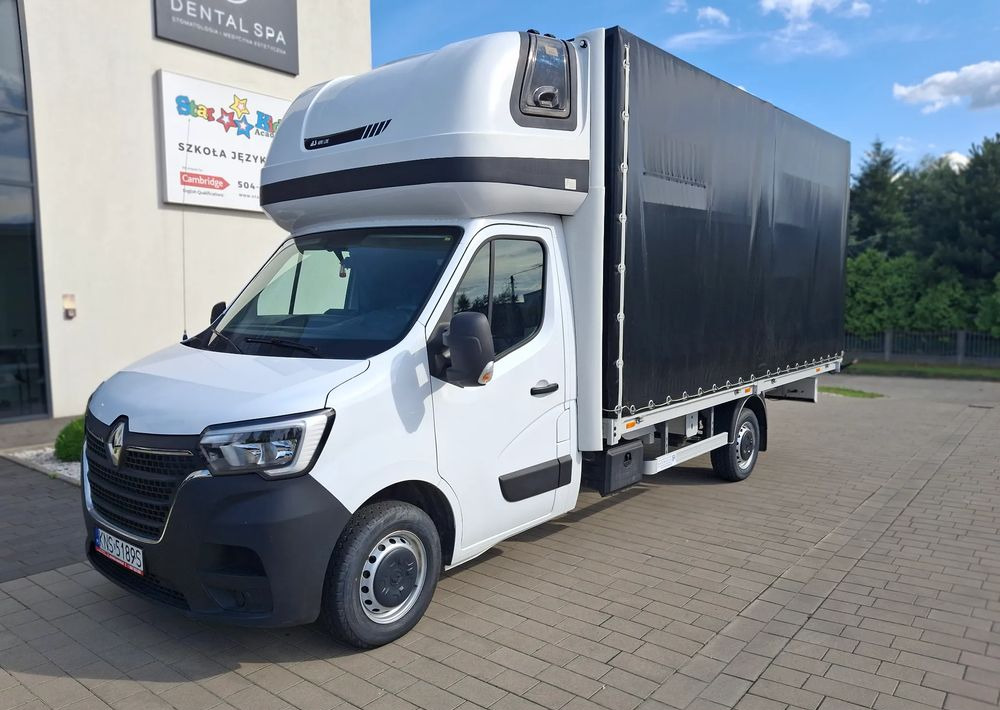 Renault Master - Curtain side van: picture 4 Renault Master - Curtain side van: picture 4