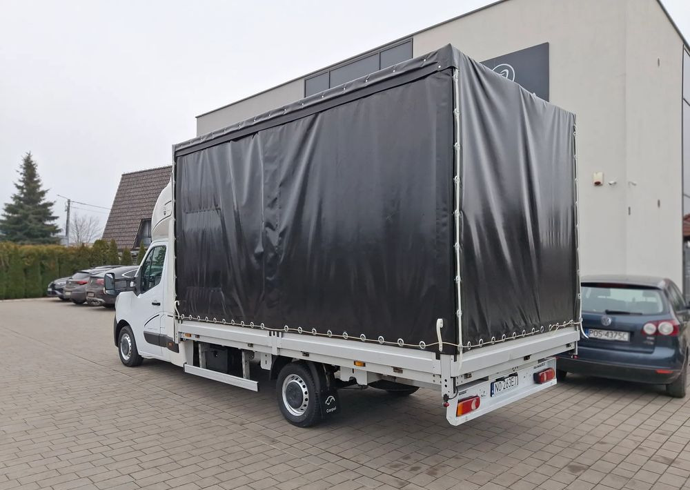 Renault Master - Curtain side van: picture 5 Renault Master - Curtain side van: picture 5