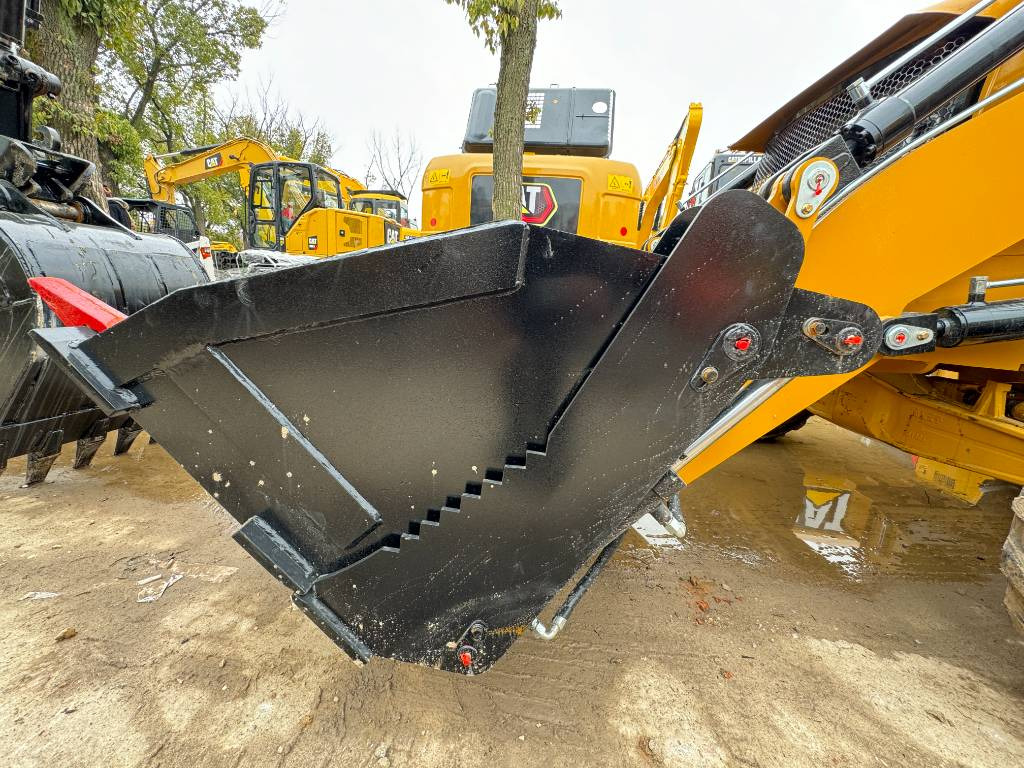 100% new CAT 420 F - Backhoe loader: picture 4 100% new CAT 420 F - Backhoe loader: picture 4