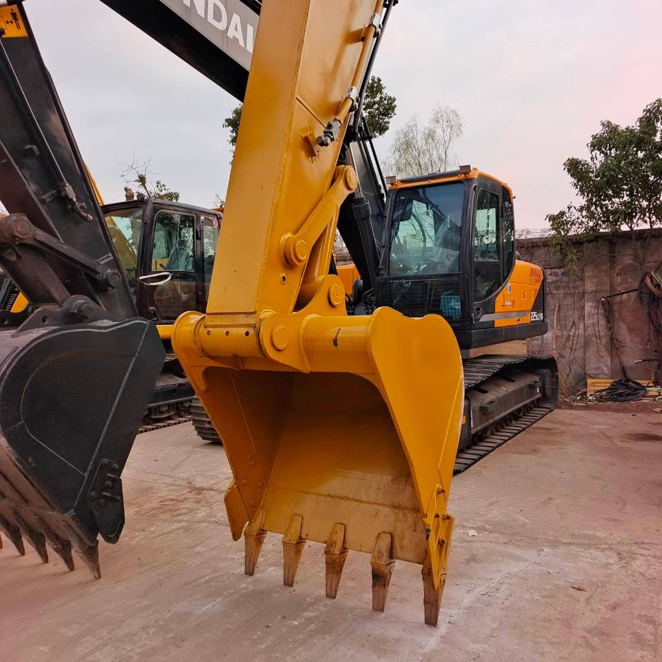 Crawler excavator CAT 320 D: picture 22