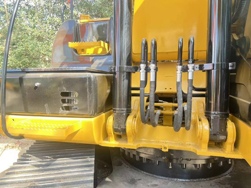 CAT 320 D L - Crawler excavator: picture 4 CAT 320 D L - Crawler excavator: picture 4
