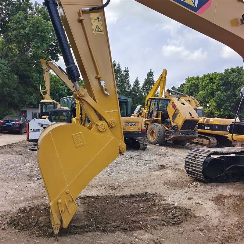 CAT 320 D L - Crawler excavator: picture 5 CAT 320 D L - Crawler excavator: picture 5