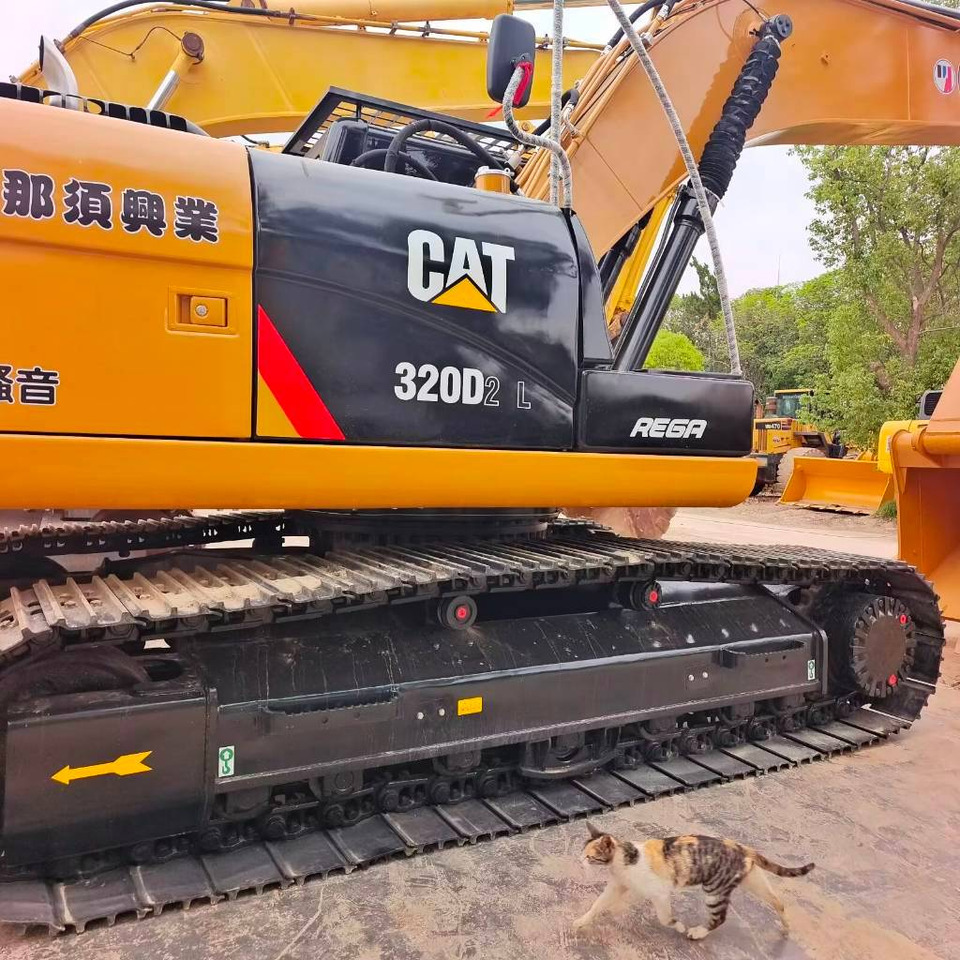 CAT 320 D2L - Crawler excavator: picture 5 CAT 320 D2L - Crawler excavator: picture 5