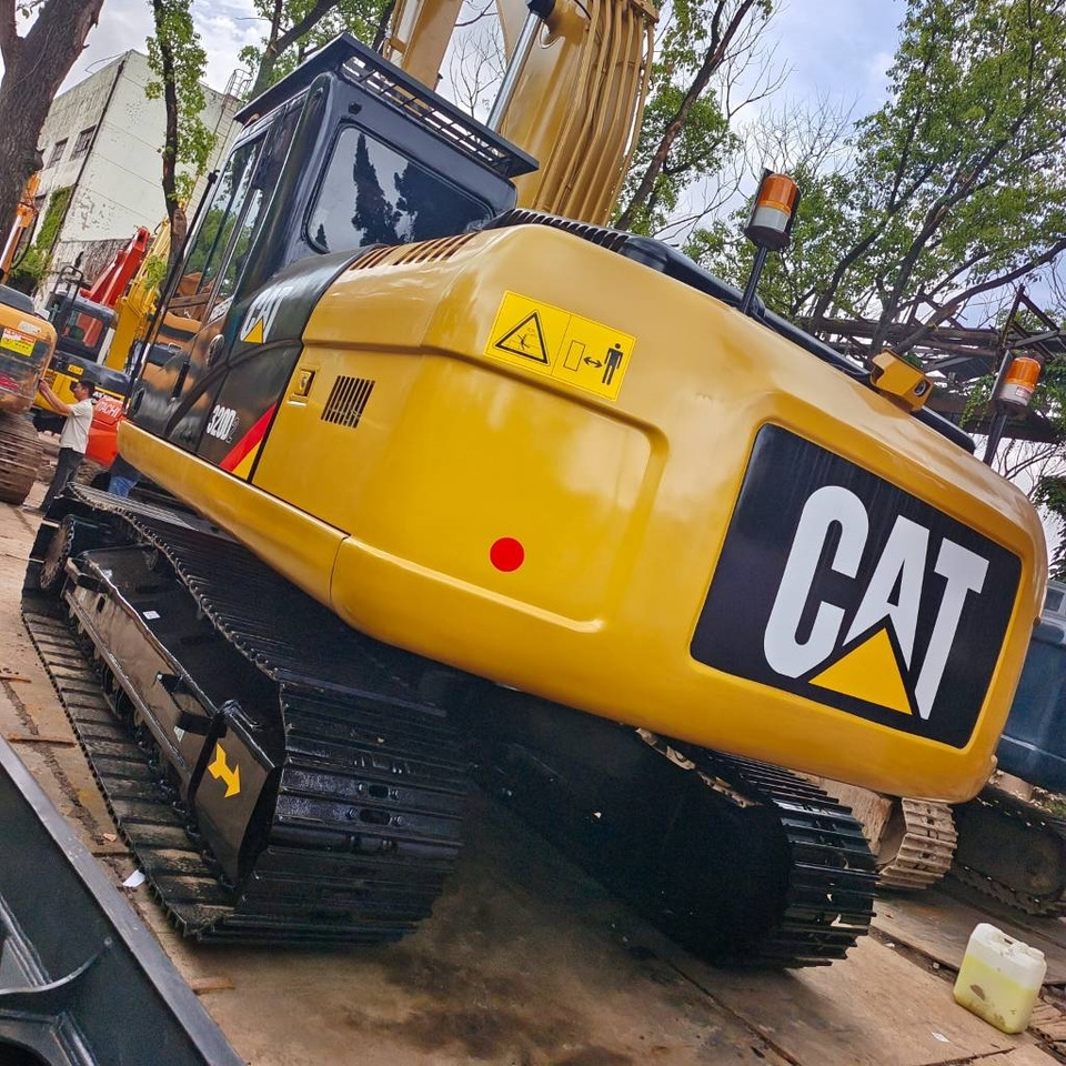 CAT 320D2 - Crawler excavator: picture 3 CAT 320D2 - Crawler excavator: picture 3
