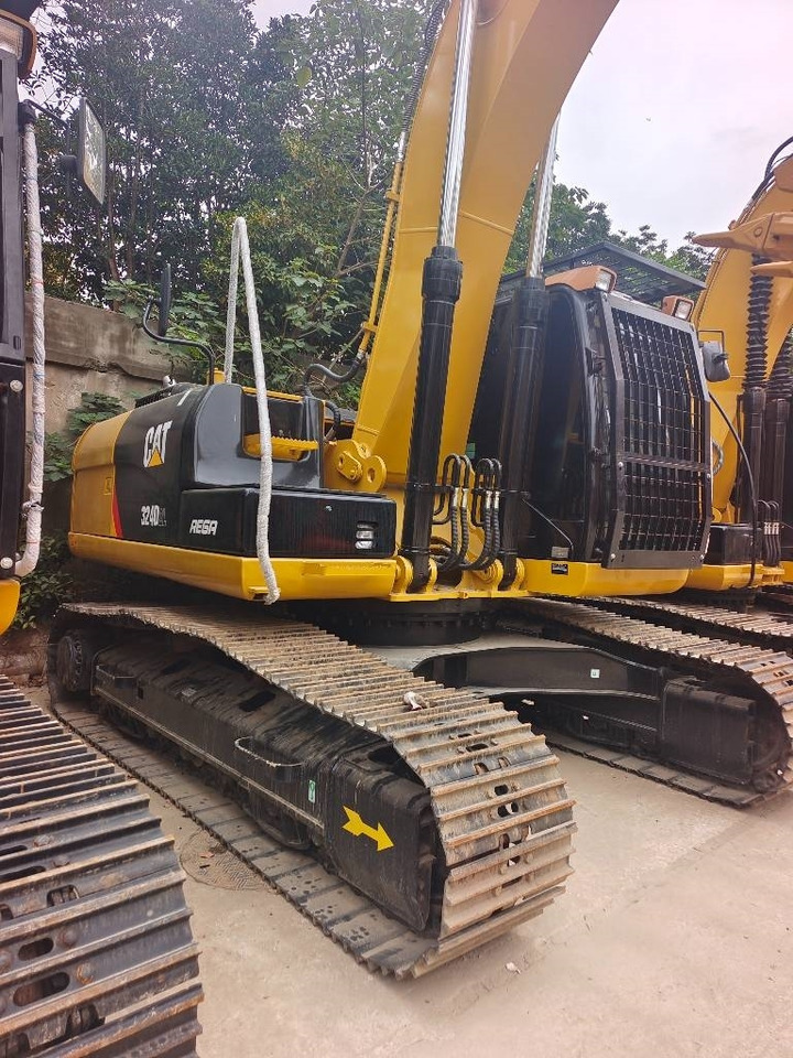 CAT 324 D - Crawler excavator: picture 4 CAT 324 D - Crawler excavator: picture 4