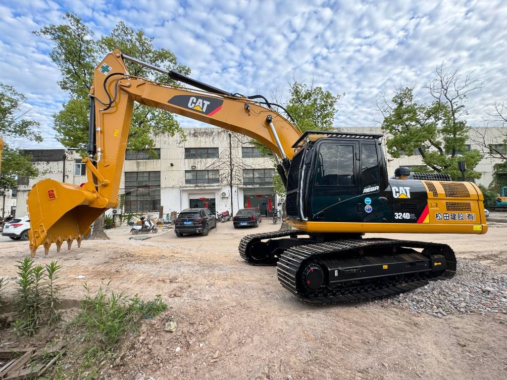 CAT 324 D - Crawler excavator: picture 1 CAT 324 D - Crawler excavator: picture 1