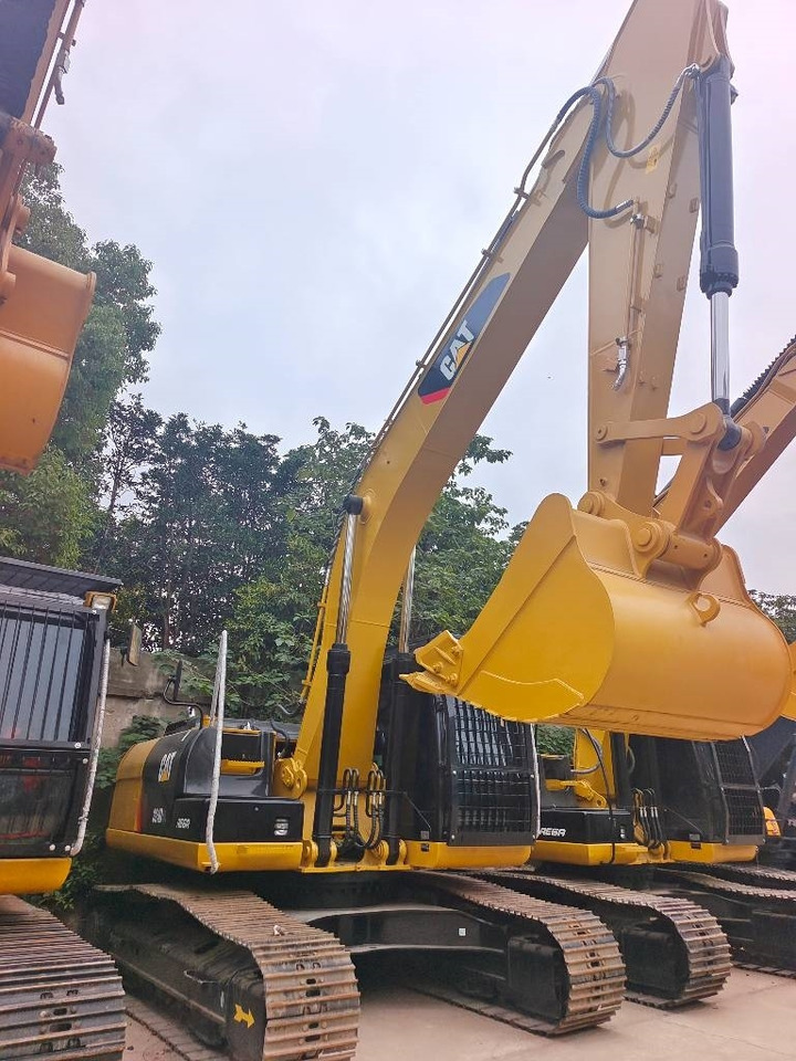 CAT 324 D - Crawler excavator: picture 3 CAT 324 D - Crawler excavator: picture 3