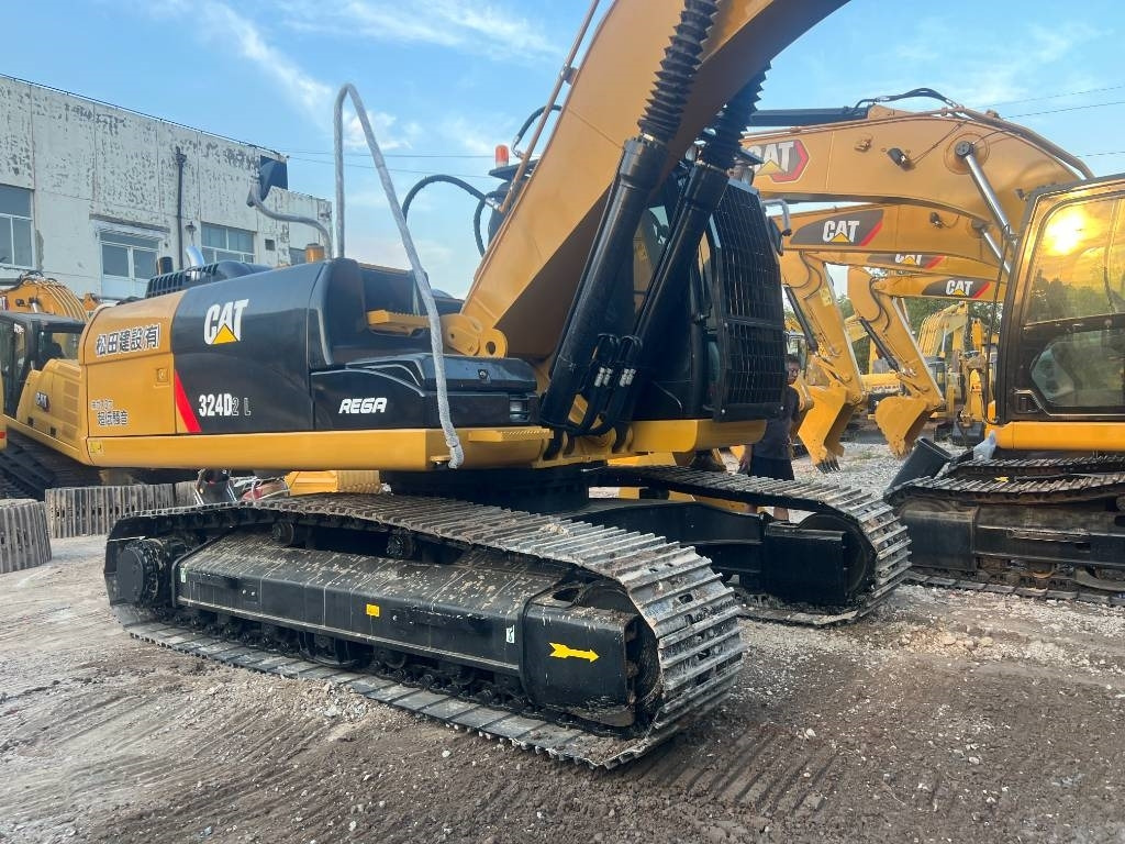 CAT 324 D2L - Crawler excavator: picture 4 CAT 324 D2L - Crawler excavator: picture 4