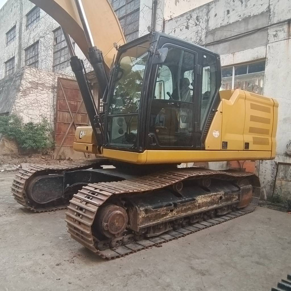 CAT 330GC - Crawler excavator: picture 1 CAT 330GC - Crawler excavator: picture 1