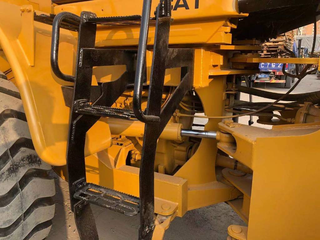 CAT 966 G - Wheel loader: picture 5 CAT 966 G - Wheel loader: picture 5