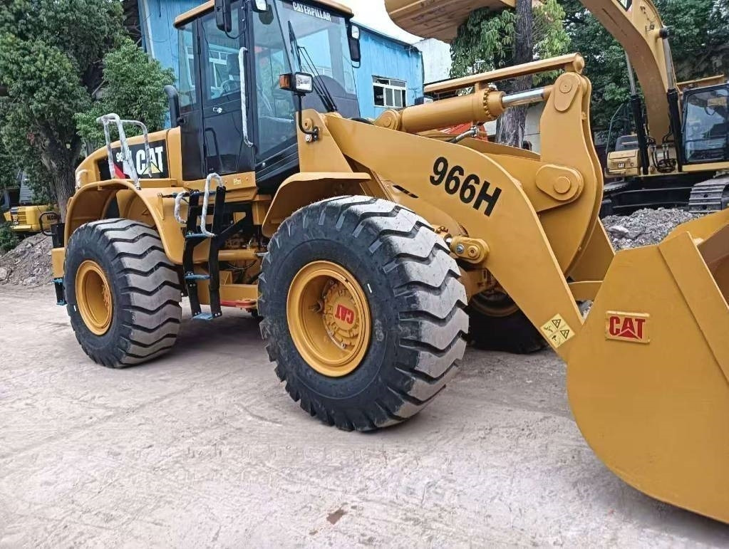 CAT 966 H - Wheel loader: picture 1 CAT 966 H - Wheel loader: picture 1