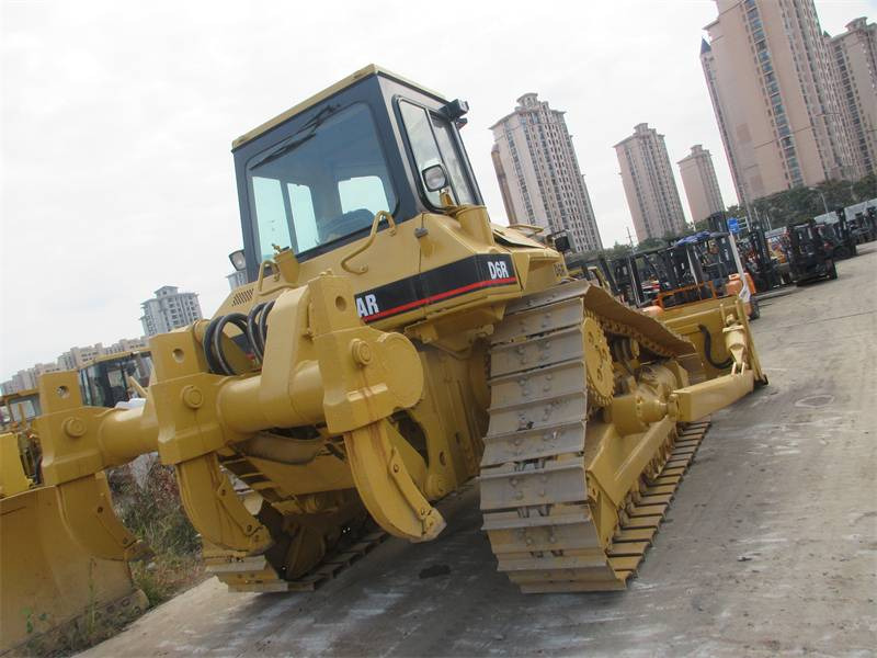 CAT D 6 R - Grader: picture 3 CAT D 6 R - Grader: picture 3