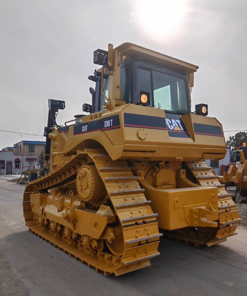 Bulldozer CAT D 8 T: picture 8
