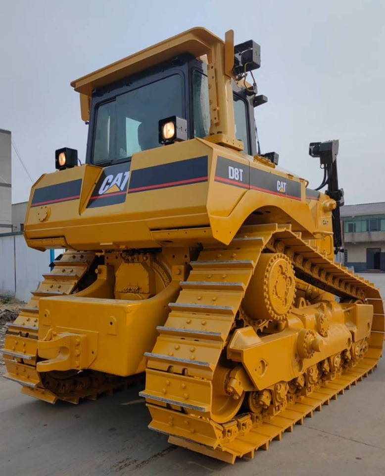 Bulldozer CAT D 8 T: picture 10