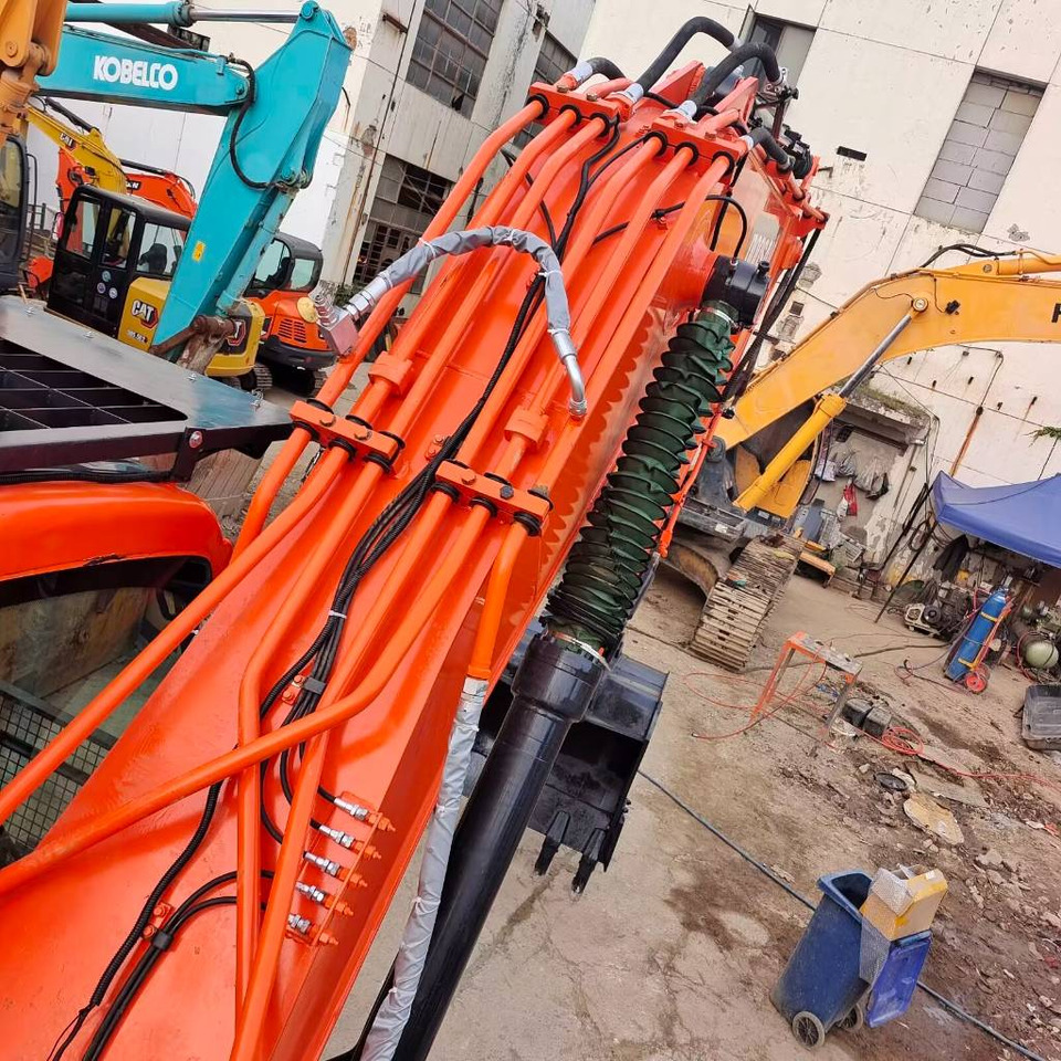 Doosan DX 300 - Crawler excavator: picture 4 Doosan DX 300 - Crawler excavator: picture 4