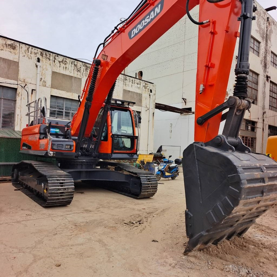 Doosan DX 300 - Crawler excavator: picture 5 Doosan DX 300 - Crawler excavator: picture 5