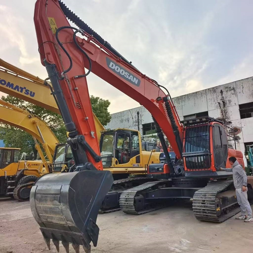Doosan DX 300LC-9S - Crawler excavator: picture 4 Doosan DX 300LC-9S - Crawler excavator: picture 4