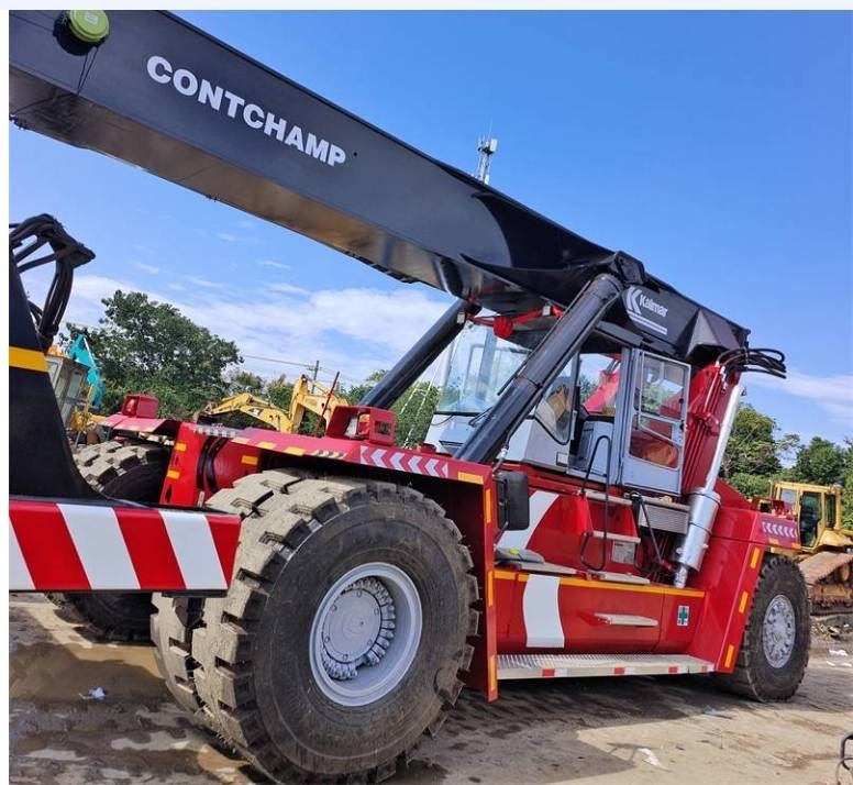 Kalmar DRF 450 - Reach stacker: picture 3 Kalmar DRF 450 - Reach stacker: picture 3