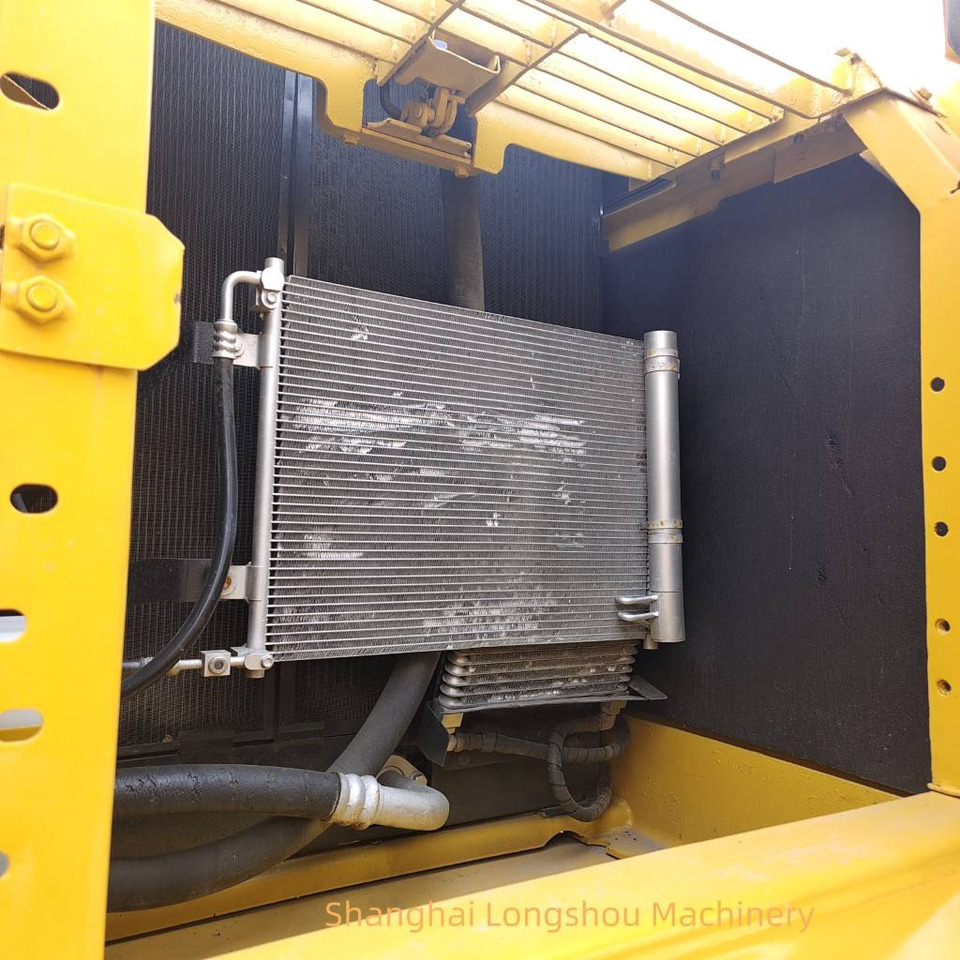 Komatsu PC 220-8 - Crawler excavator: picture 5 Komatsu PC 220-8 - Crawler excavator: picture 5