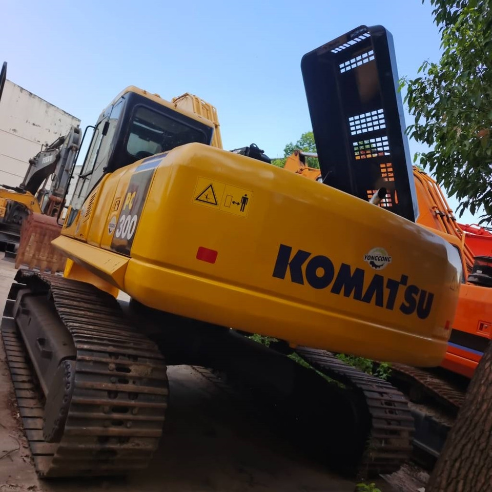 Crawler excavator Komatsu PC 300: picture 11 Crawler excavator Komatsu PC 300: picture 11