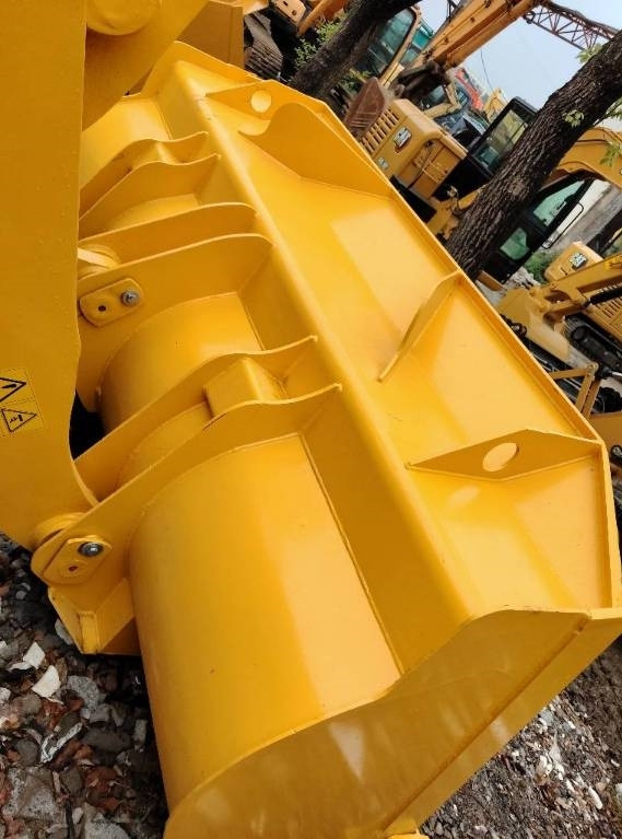 Komatsu WA 320-5 - Wheel loader: picture 4 Komatsu WA 320-5 - Wheel loader: picture 4