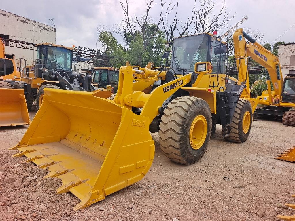 Komatsu WA 380 - Wheel loader: picture 1 Komatsu WA 380 - Wheel loader: picture 1