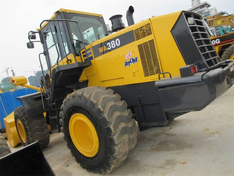 Komatsu WA 380 - Wheel loader: picture 1 Komatsu WA 380 - Wheel loader: picture 1