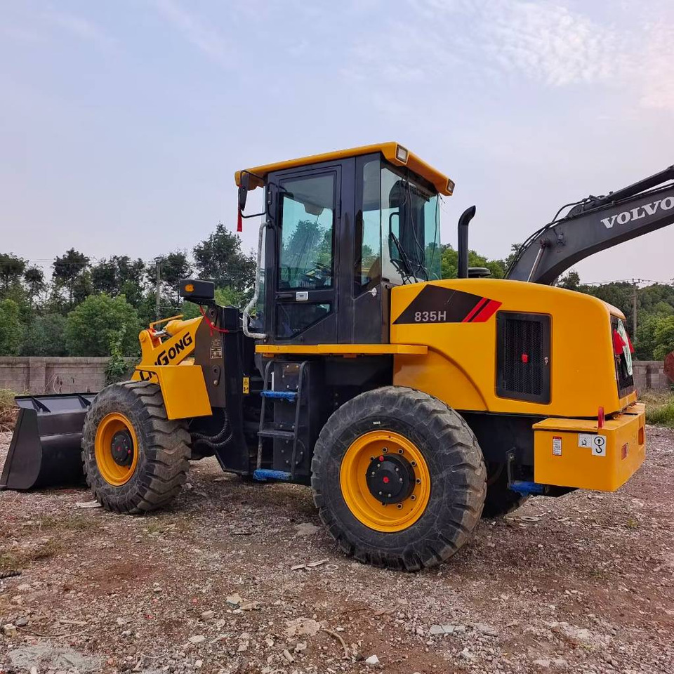 LiuGong 835H - Wheel loader: picture 1 LiuGong 835H - Wheel loader: picture 1